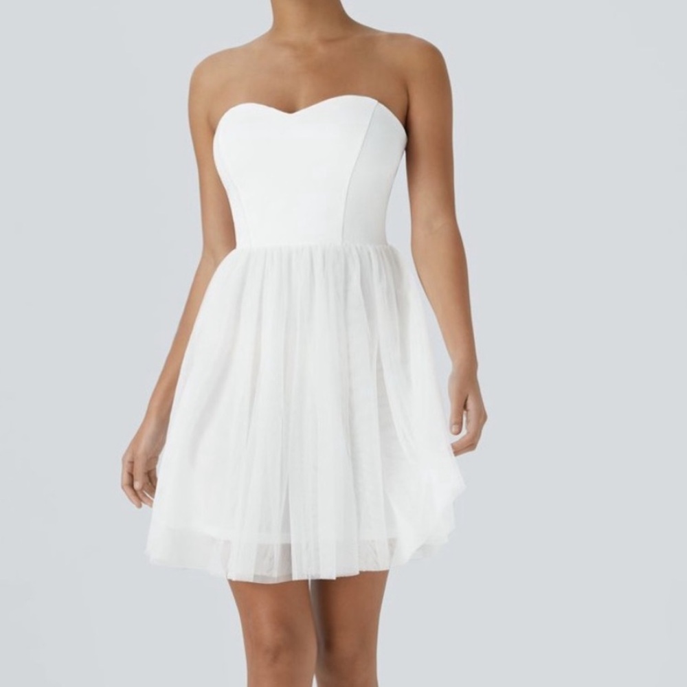 Halara Med Strapless Tulle Fit & Flare Mini Dress | White | NWT - Picture 2 of 3